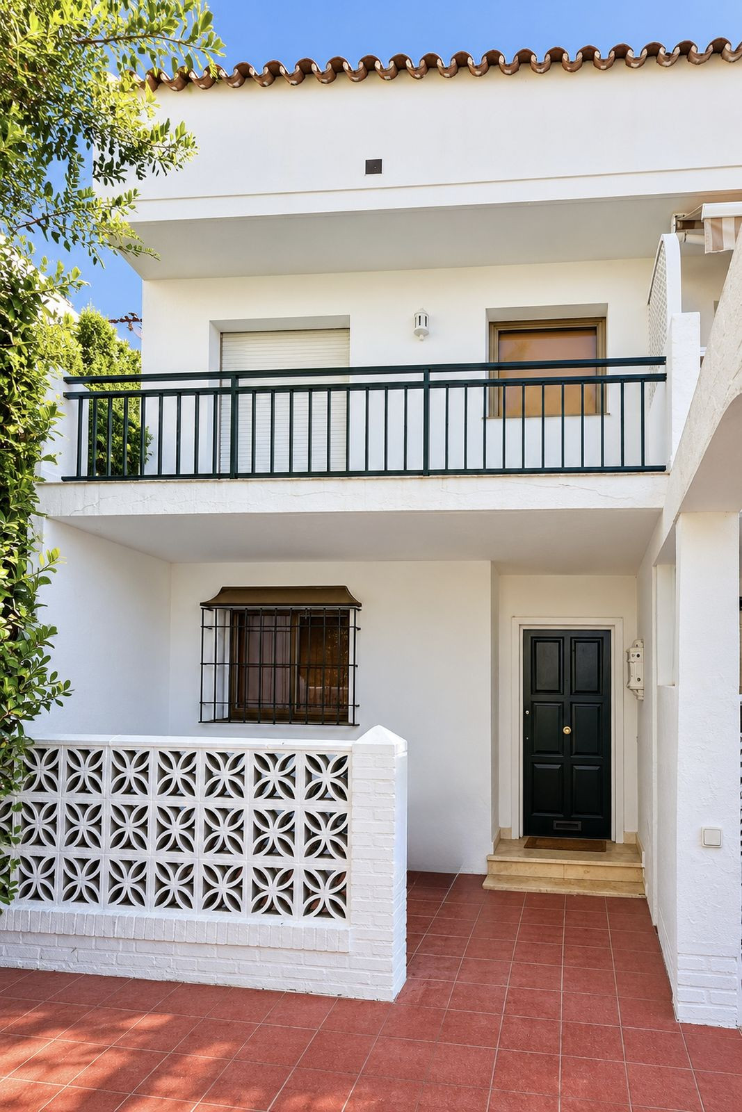 Hoekwoning met renovatiepotentieel in Marbella in Marbella - foto 10