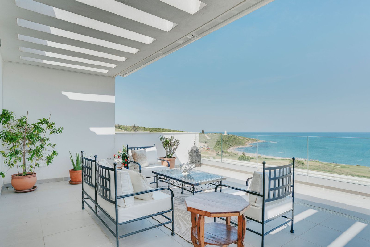 3-slaapkamer hoekpenthouse met panoramisch uitzicht in La Alcaidesa in La Alcaidesa - foto 4