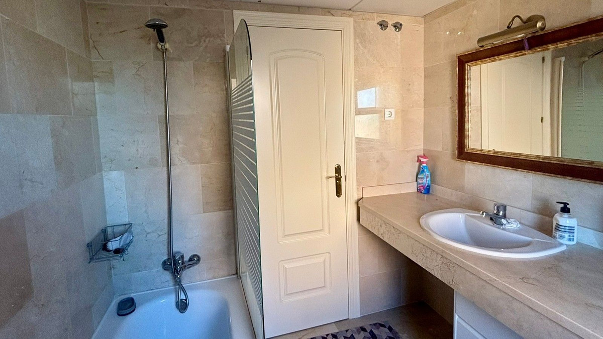 2 bedroom Apartment in El Faro in El Faro - foto 12