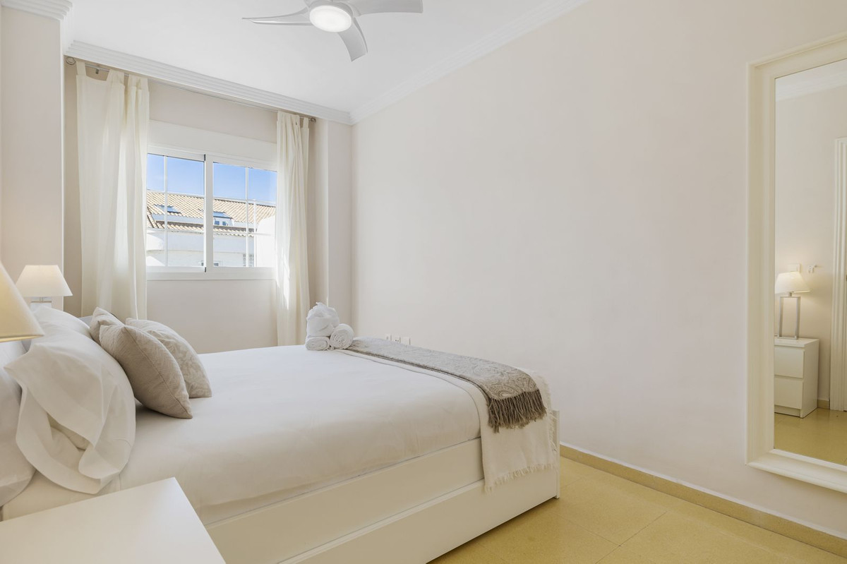 Elegant 1-slaapkamer appartement in Golden Banus – op loopafstand van Puerto Banús in Nueva Andalucía - foto 12