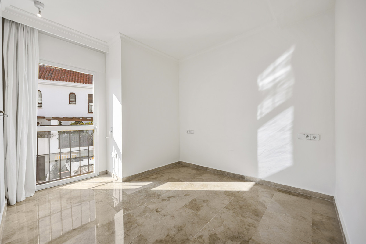 2-slaapkamer penthouse in Marbella (Coto Real II, Golden Mile) in Marbella - foto 11