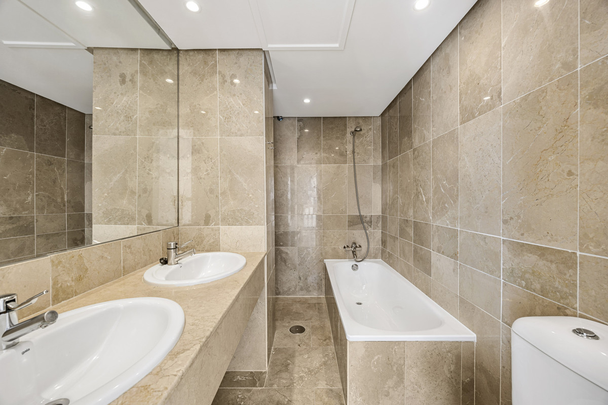 2-slaapkamer penthouse in Marbella (Coto Real II, Golden Mile) in Marbella - foto 12