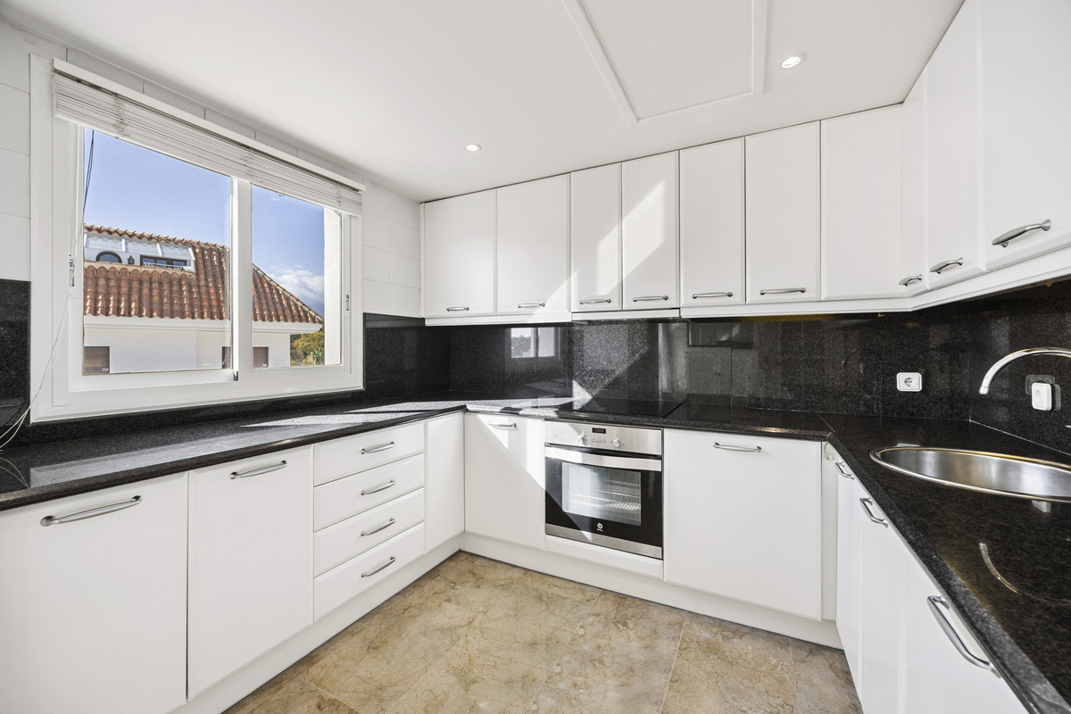 2-slaapkamer penthouse in Marbella (Coto Real II, Golden Mile) in Marbella - foto 9