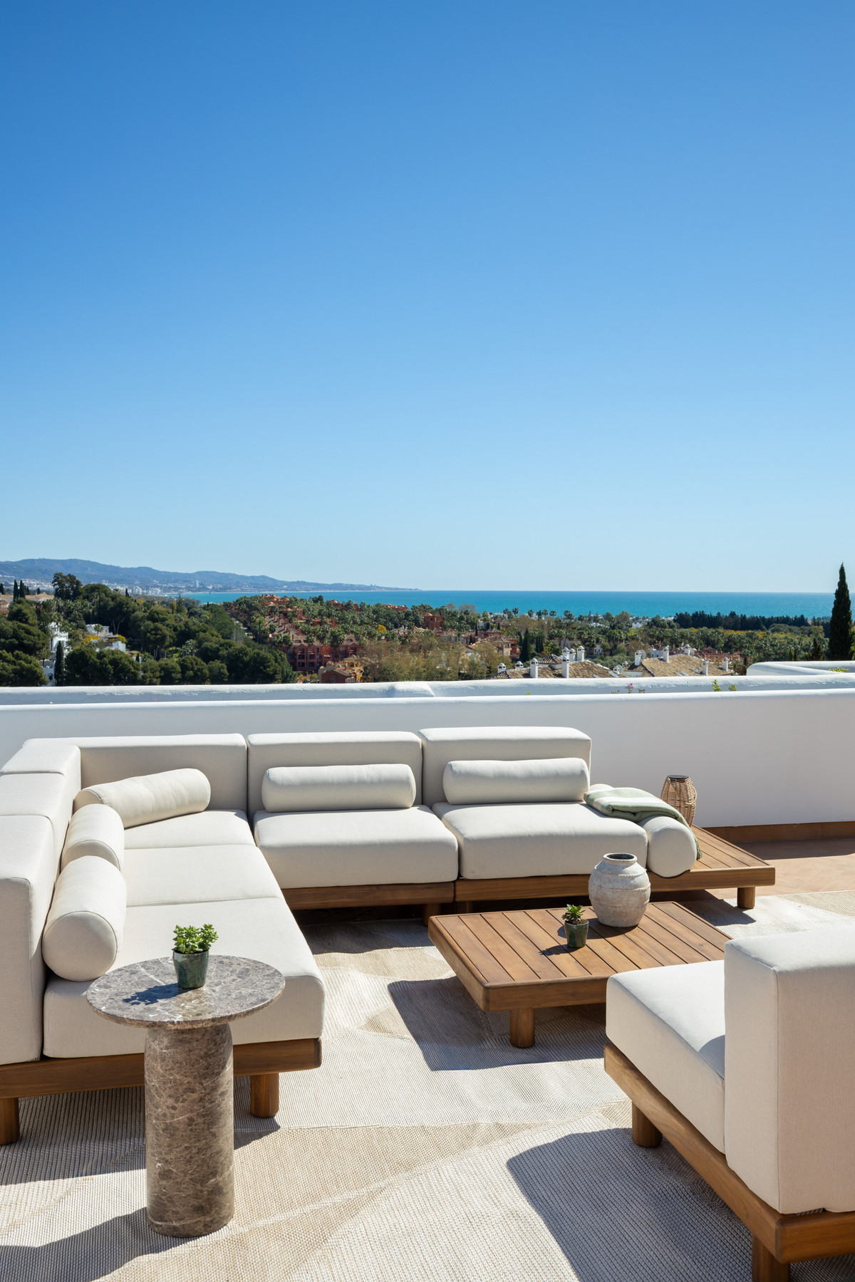 Appartement met twee slaapkamers in Nueva Andalucía in Nueva Andalucía - foto 8