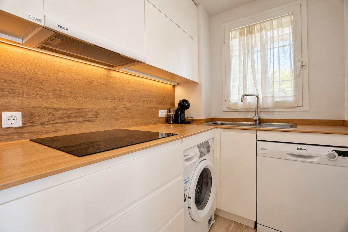 Twee-slaapkamerappartement aan de kust in Fuengirola in Fuengirola - foto 11