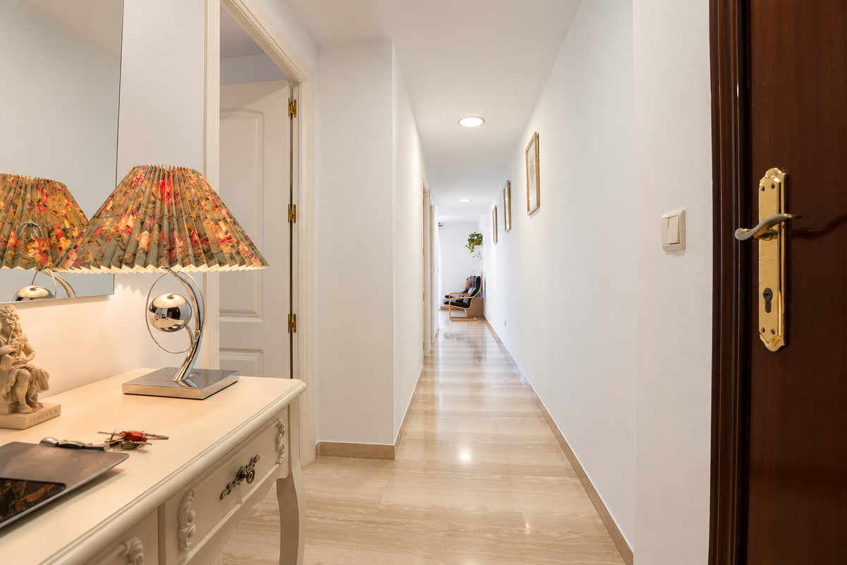 Twee-slaapkamerappartement aan de kust in Fuengirola in Fuengirola - foto 14