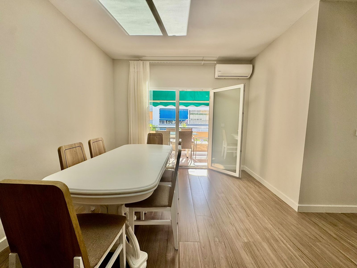 Gerenoveerd 3-slaapkamer appartement met terras in Fuengirola centrum in Fuengirola - foto 3