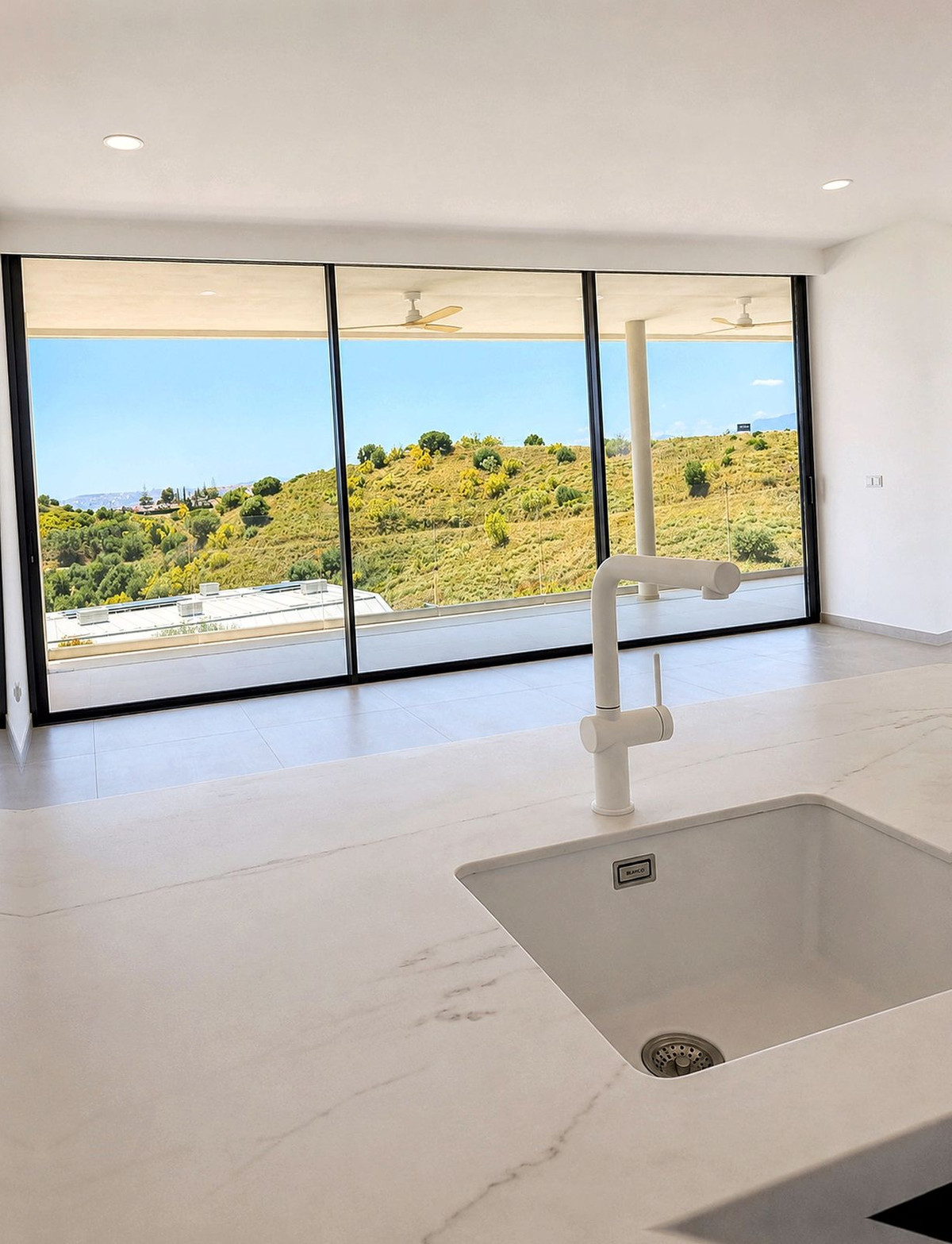 Luxueus 3-slaapkamer appartement met panoramisch zeezicht in Valley Collection, Higuerón, Fuengirola in Fuengirola - foto 3