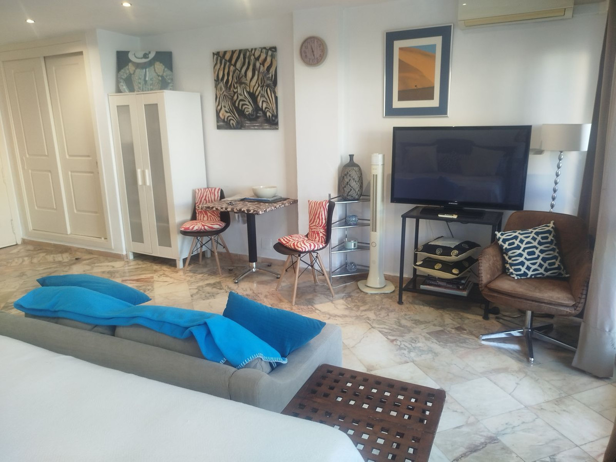 Appartement met 1 slaapkamer in Elviria in Elviria - foto 20