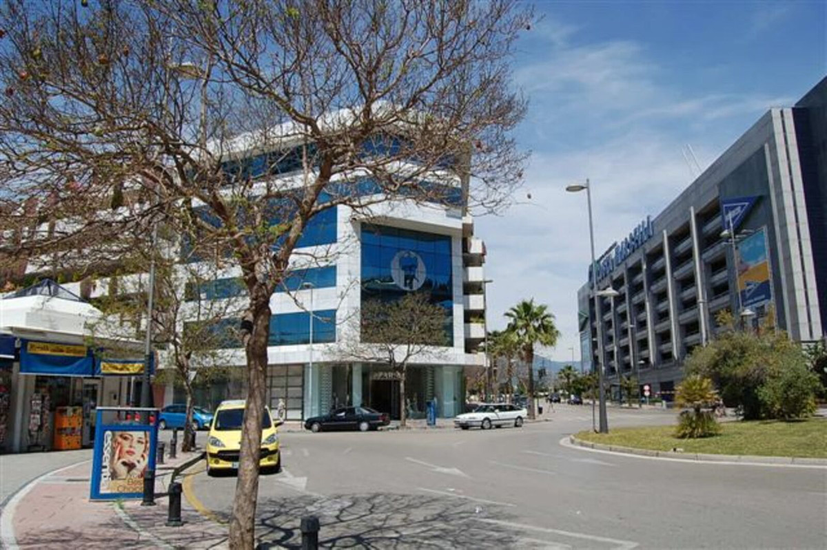 Drie-slaapkamer appartement in Puerto Banús in Puerto Banús - foto 3