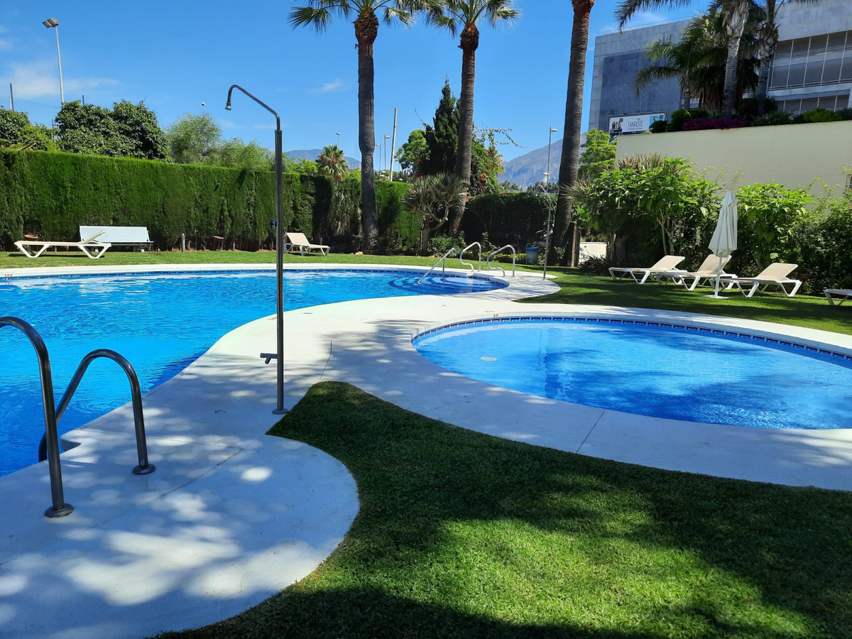 Drie-slaapkamer appartement in Puerto Banús in Puerto Banús - foto 4