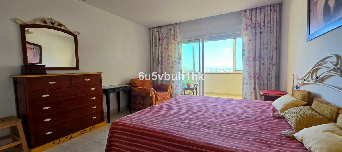 Duplex penthouse met 3 slaapkamers in Los Almendros, Benahavís in Benahavís - foto 10