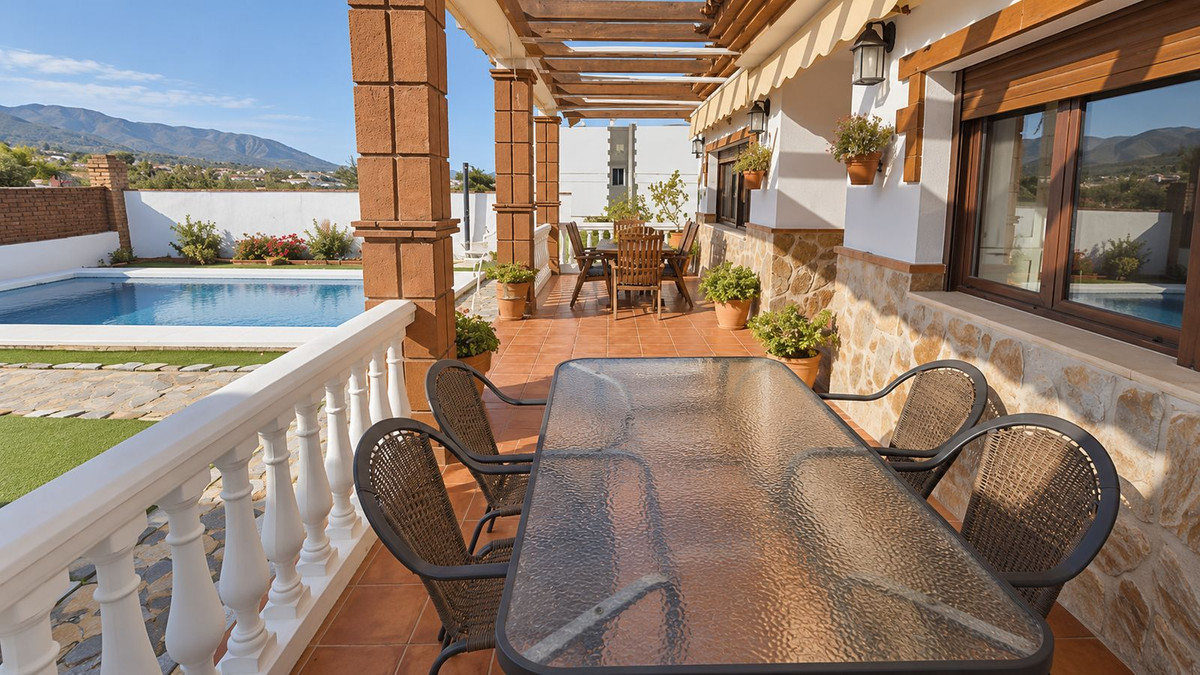 Villa met 6 slaapkamers in Alhaurín de la Torre in Alhaurín de la Torre - foto 2
