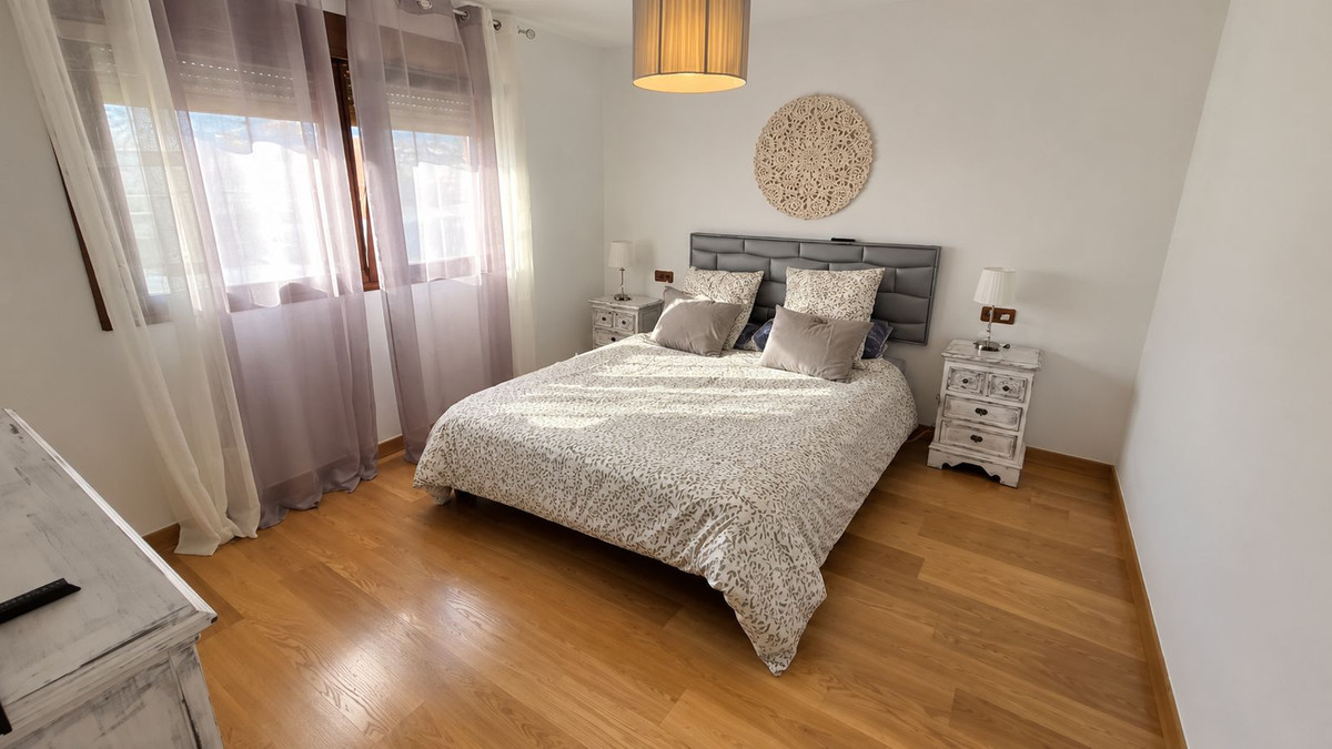 Villa met 6 slaapkamers in Alhaurín de la Torre in Alhaurín de la Torre - foto 11