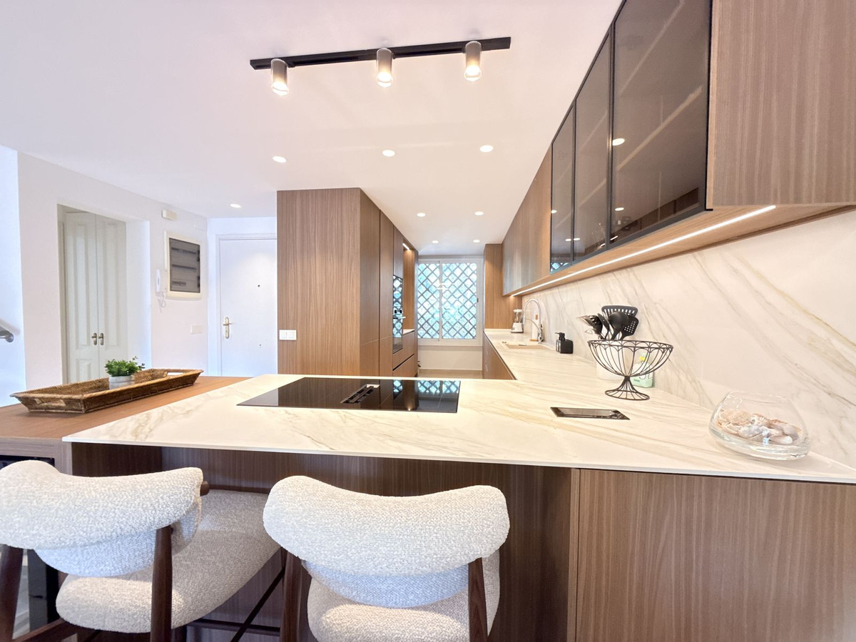 Prachtig volledig gerenoveerde hoekwoning met 4 slaapkamers – Paraíso Bellevue, Benahavís in Benahavís - foto 11
