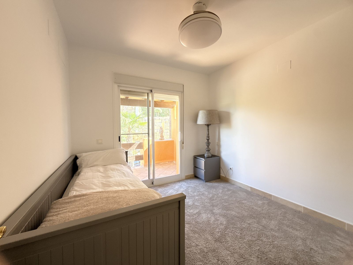 Prachtig volledig gerenoveerde hoekwoning met 4 slaapkamers – Paraíso Bellevue, Benahavís in Benahavís - foto 17