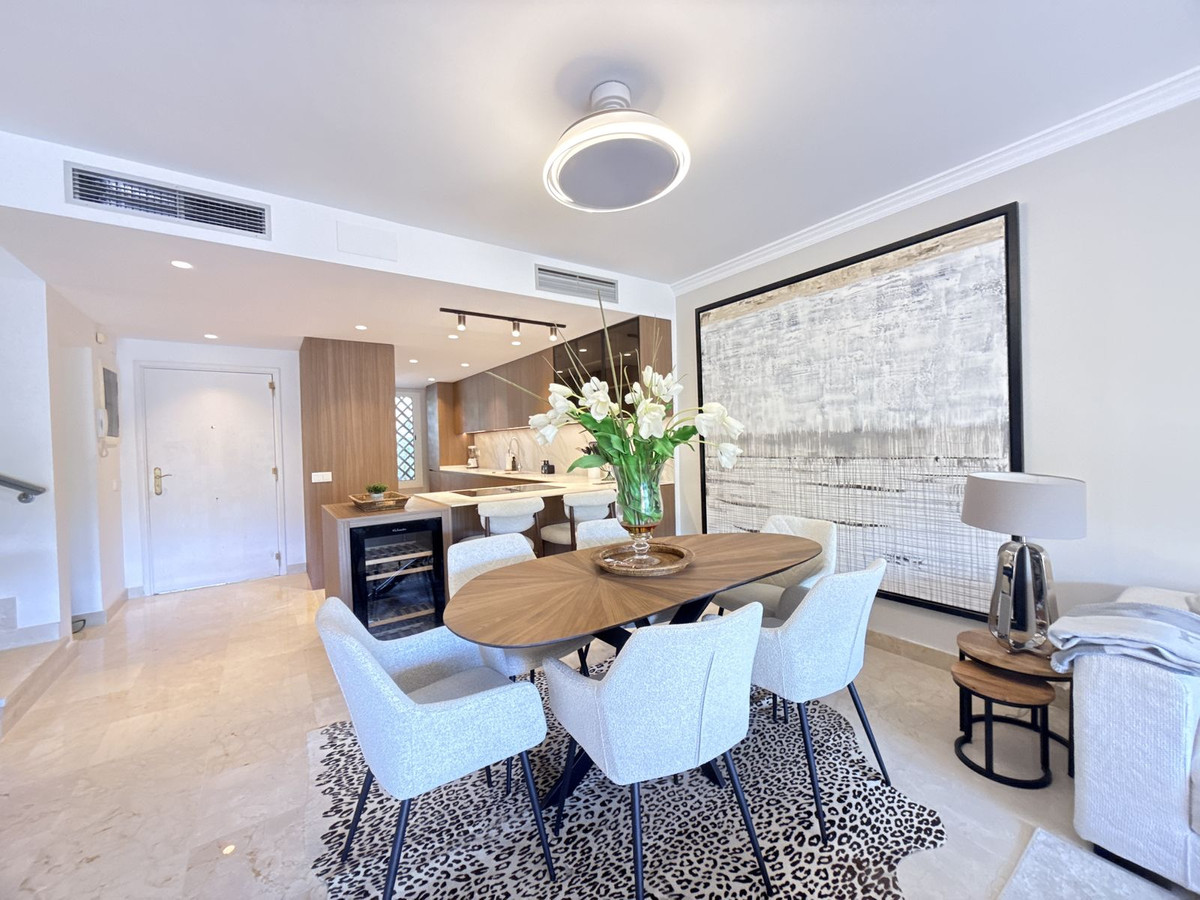 Prachtig volledig gerenoveerde hoekwoning met 4 slaapkamers – Paraíso Bellevue, Benahavís in Benahavís - foto 5