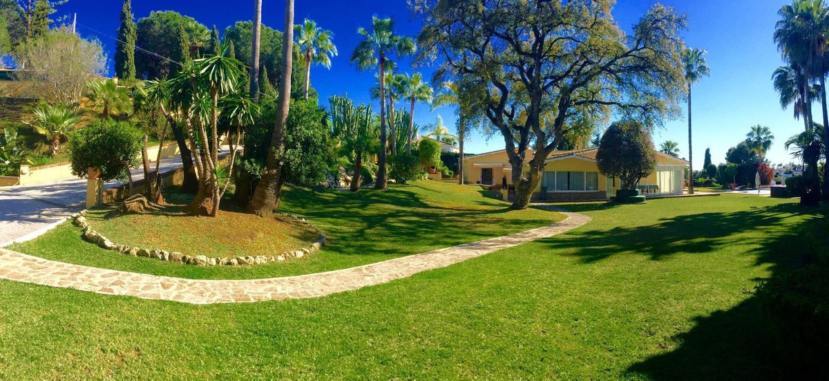 Villa met 5 slaapkamers in Elviria in Elviria - foto 6