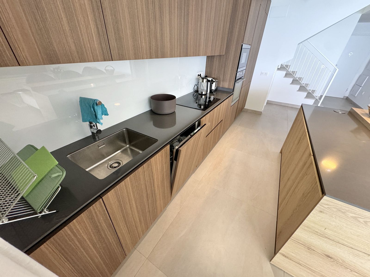 2-slaapkamer penthouse aan Benalmádena Costa met panoramisch zeezicht in Benalmadena Costa - foto 12