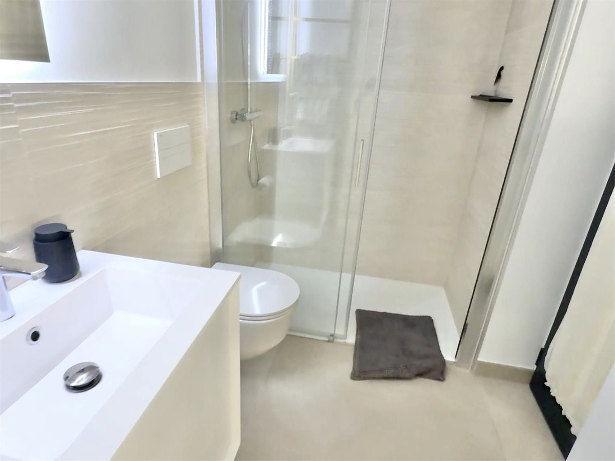 2-slaapkamer penthouse aan Benalmádena Costa met panoramisch zeezicht in Benalmadena Costa - foto 15