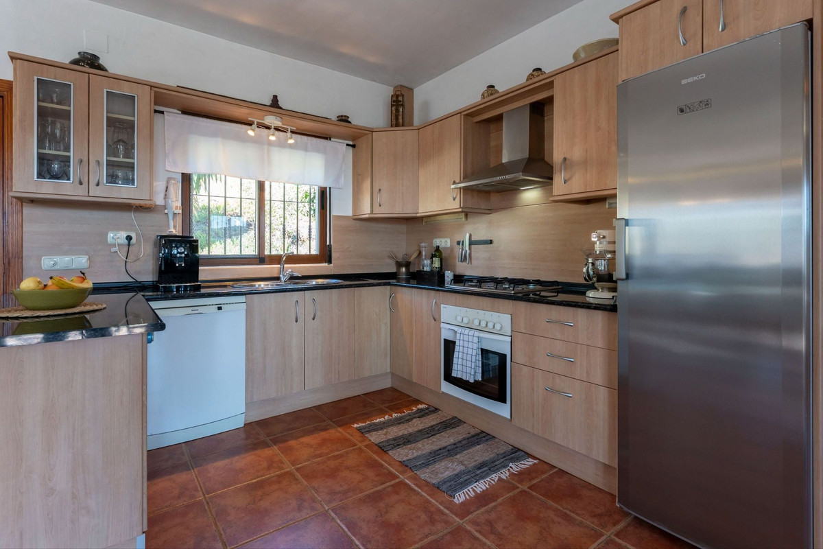 3-slaapkamer finca in Tolox met privézwembad en 15.093 m² perceel in Tolox - foto 8