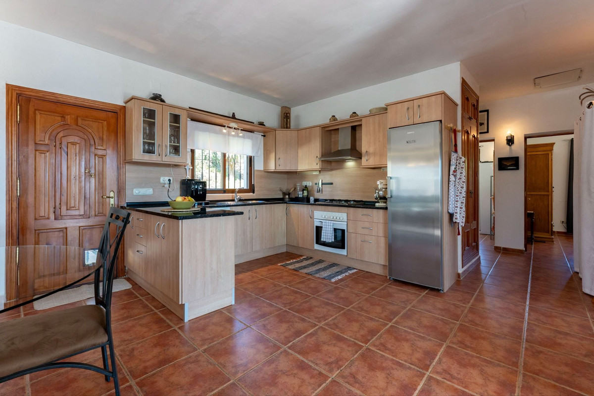 3-slaapkamer finca in Tolox met privézwembad en 15.093 m² perceel in Tolox - foto 9
