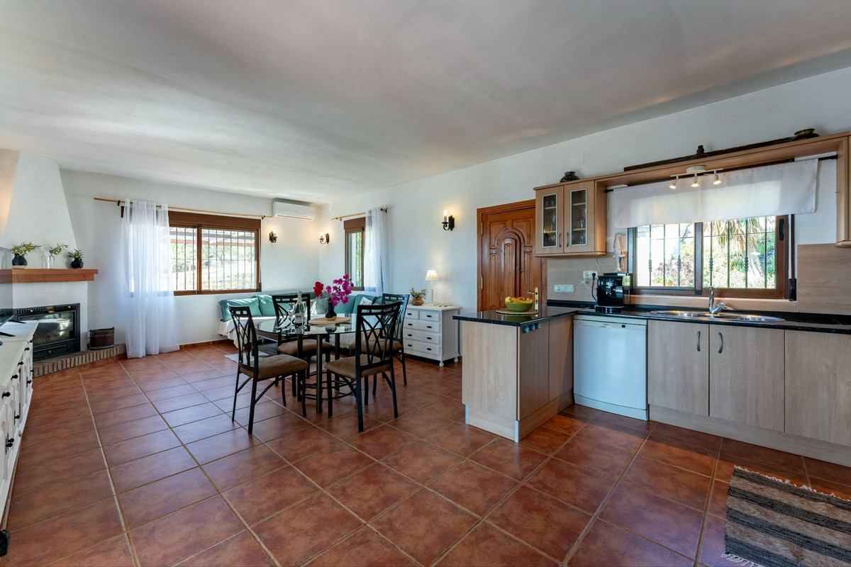 3-slaapkamer finca in Tolox met privézwembad en 15.093 m² perceel in Tolox - foto 10