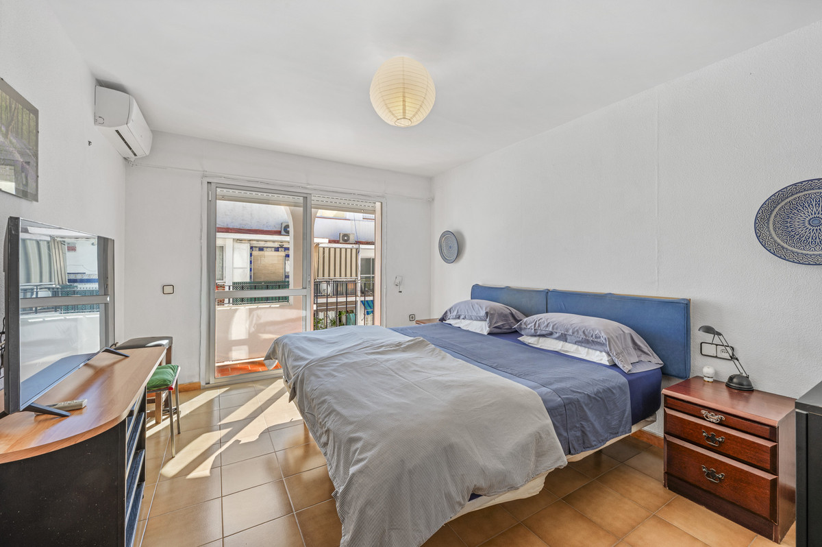 Zeldzaam éénverdiepingspenthouse met 6 slaapkamers in Estepona in Estepona - foto 9