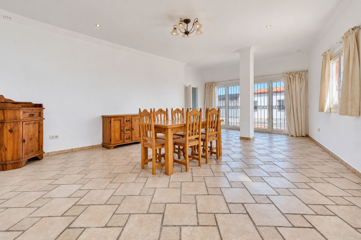 Vier-slaapkamer finca met privézwembad en panoramisch zeezicht in Manilva in Manilva - foto 16
