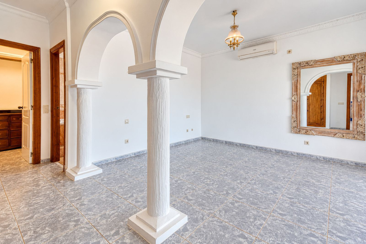 Vier-slaapkamer finca met privézwembad en panoramisch zeezicht in Manilva in Manilva - foto 19