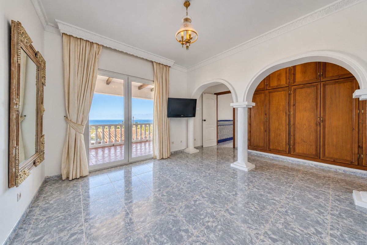 Vier-slaapkamer finca met privézwembad en panoramisch zeezicht in Manilva in Manilva - foto 20
