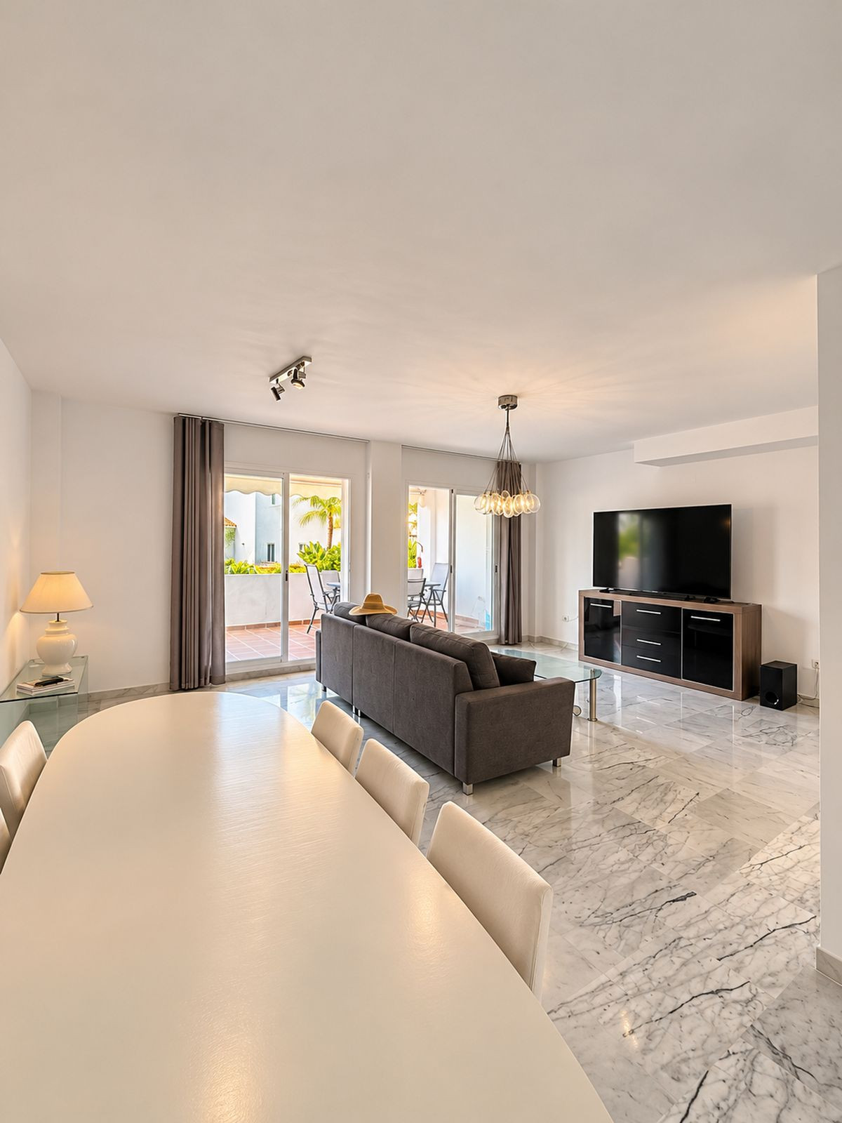 Drie slaapkamer rijwoning in Pueblo Mediterráneo, Bahía de Marbella in Bahía de Marbella - foto 5