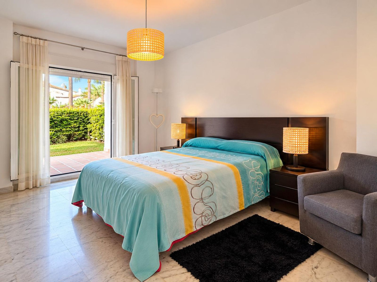 Drie slaapkamer rijwoning in Pueblo Mediterráneo, Bahía de Marbella in Bahía de Marbella - foto 6