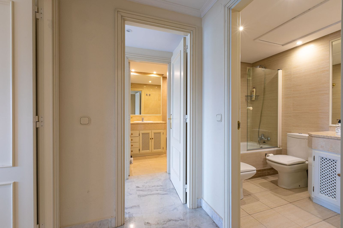 Appartement met 2 slaapkamers in Puerto Banús in Puerto Banús - foto 19