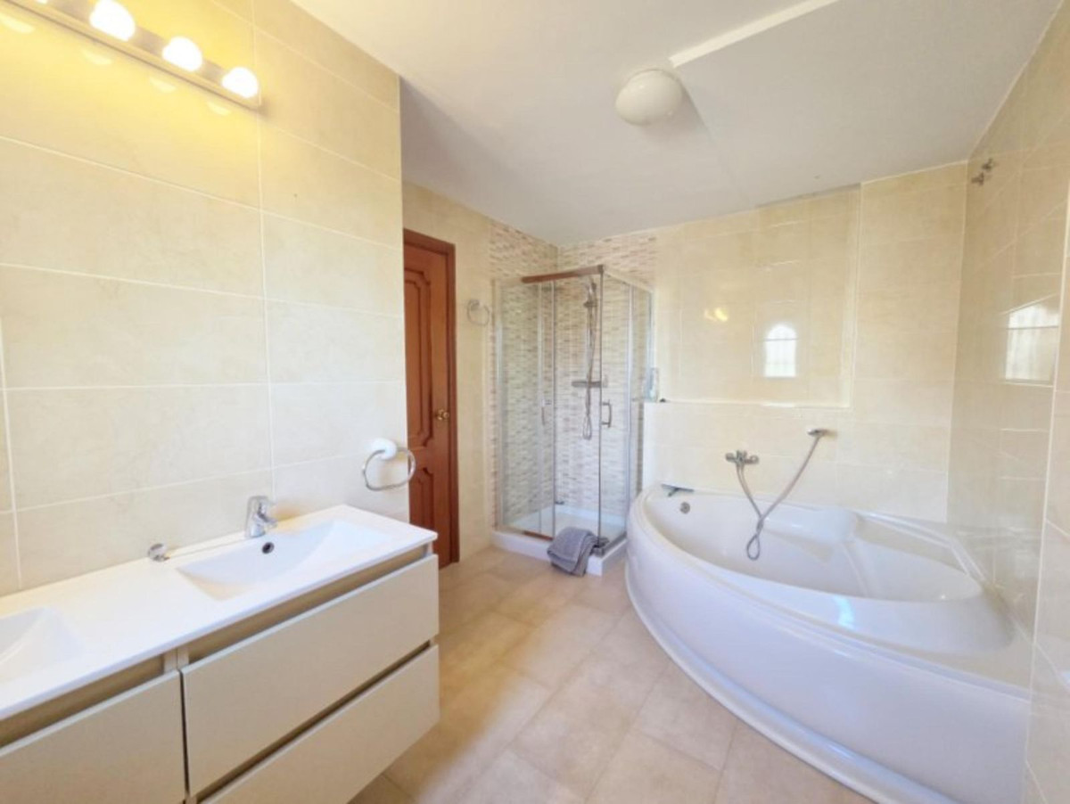3-slaapkamer appartement in La Duquesa in La Duquesa - foto 18