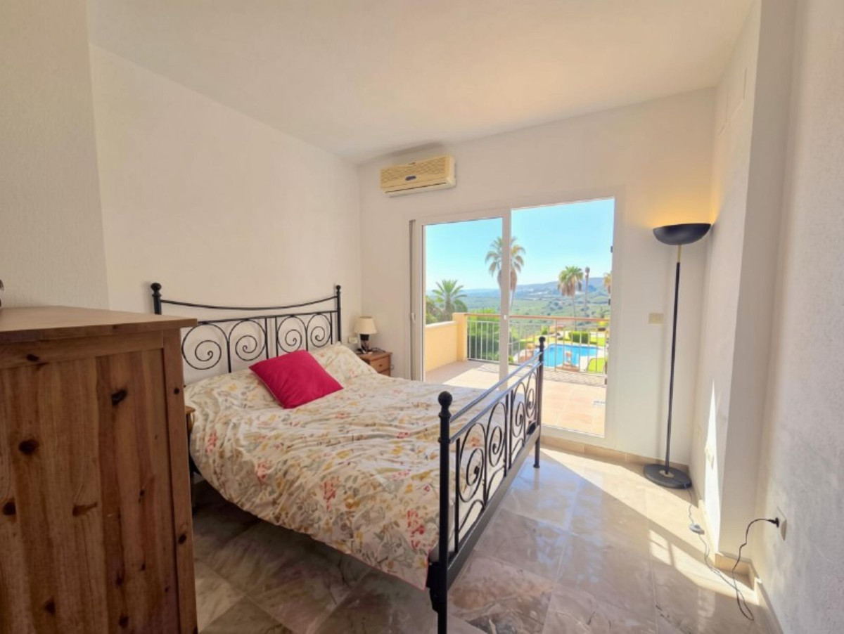 2-slaapkamer duplex penthouse met panoramisch kustzicht in La Duquesa in La Duquesa - foto 9