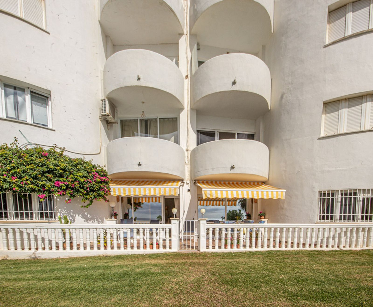 2 bedroom Apartment in Calahonda in Calahonda - foto 12