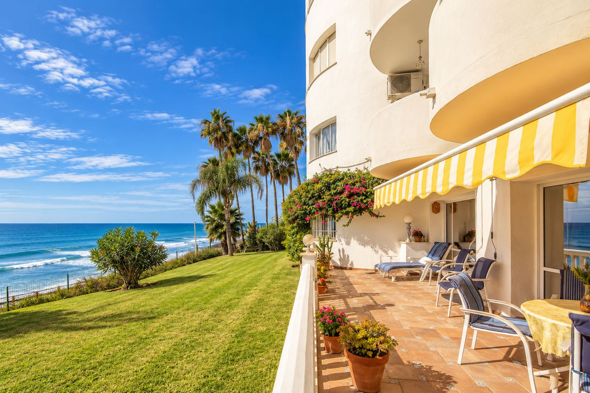 2 bedroom Apartment in Calahonda in Calahonda - foto 5
