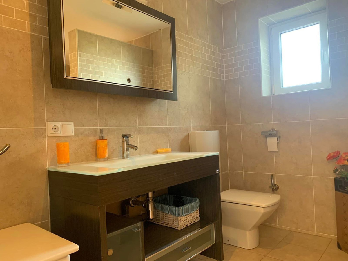 Villa met 4 slaapkamers in Cerros del Aguila in Cerros del Aguila - foto 17