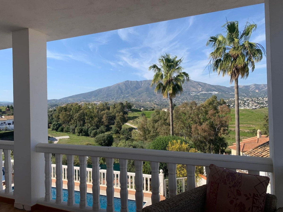 Villa met 4 slaapkamers in Cerros del Aguila in Cerros del Aguila - foto 4