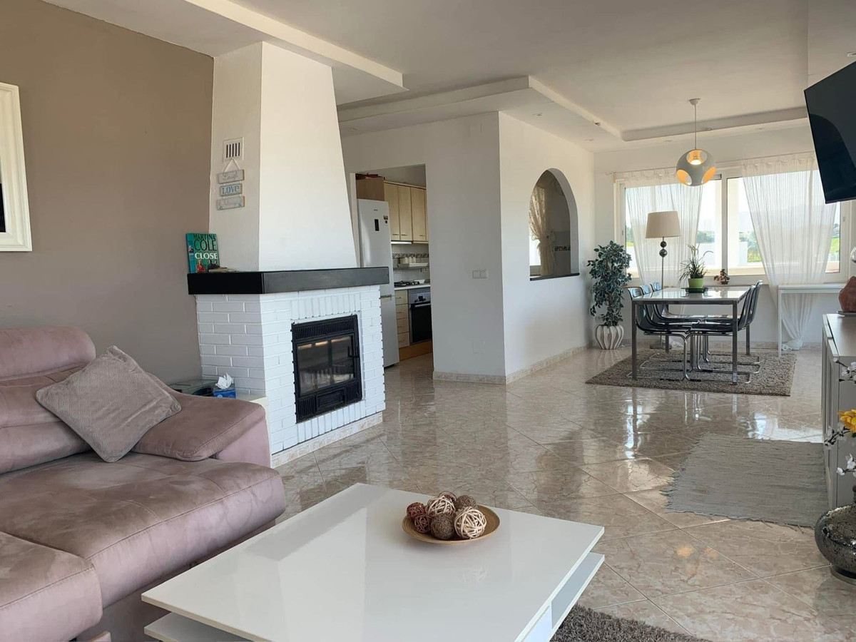 Villa met 4 slaapkamers in Cerros del Aguila in Cerros del Aguila - foto 5