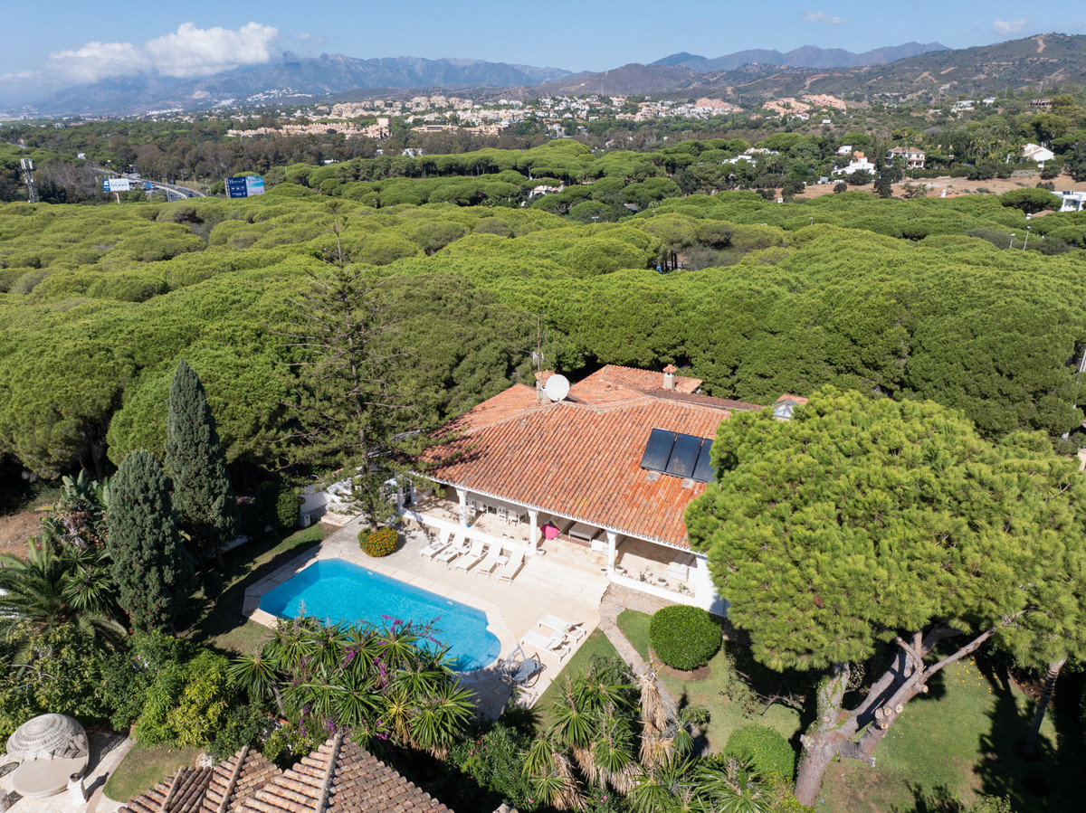 8 bedroom House in Marbesa in Marbesa - foto 2