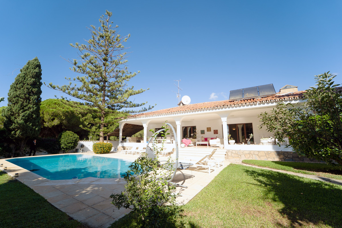 8 bedroom House in Marbesa in Marbesa - foto 5