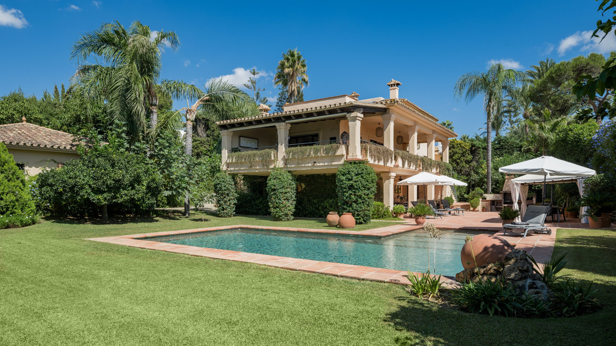 Villa met 6 slaapkamers in Los Monteros, Marbella in Los Monteros - foto 11