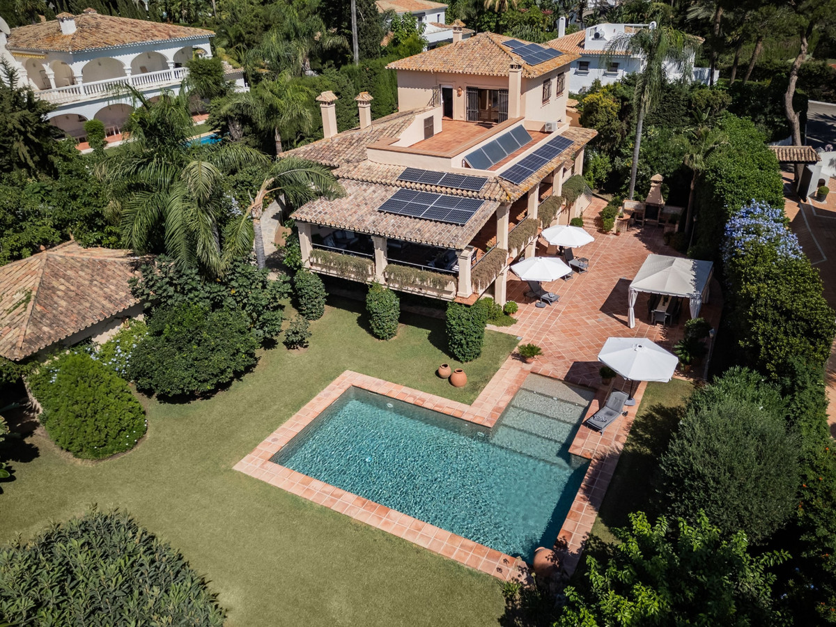 Villa met 6 slaapkamers in Los Monteros, Marbella in Los Monteros - foto 20