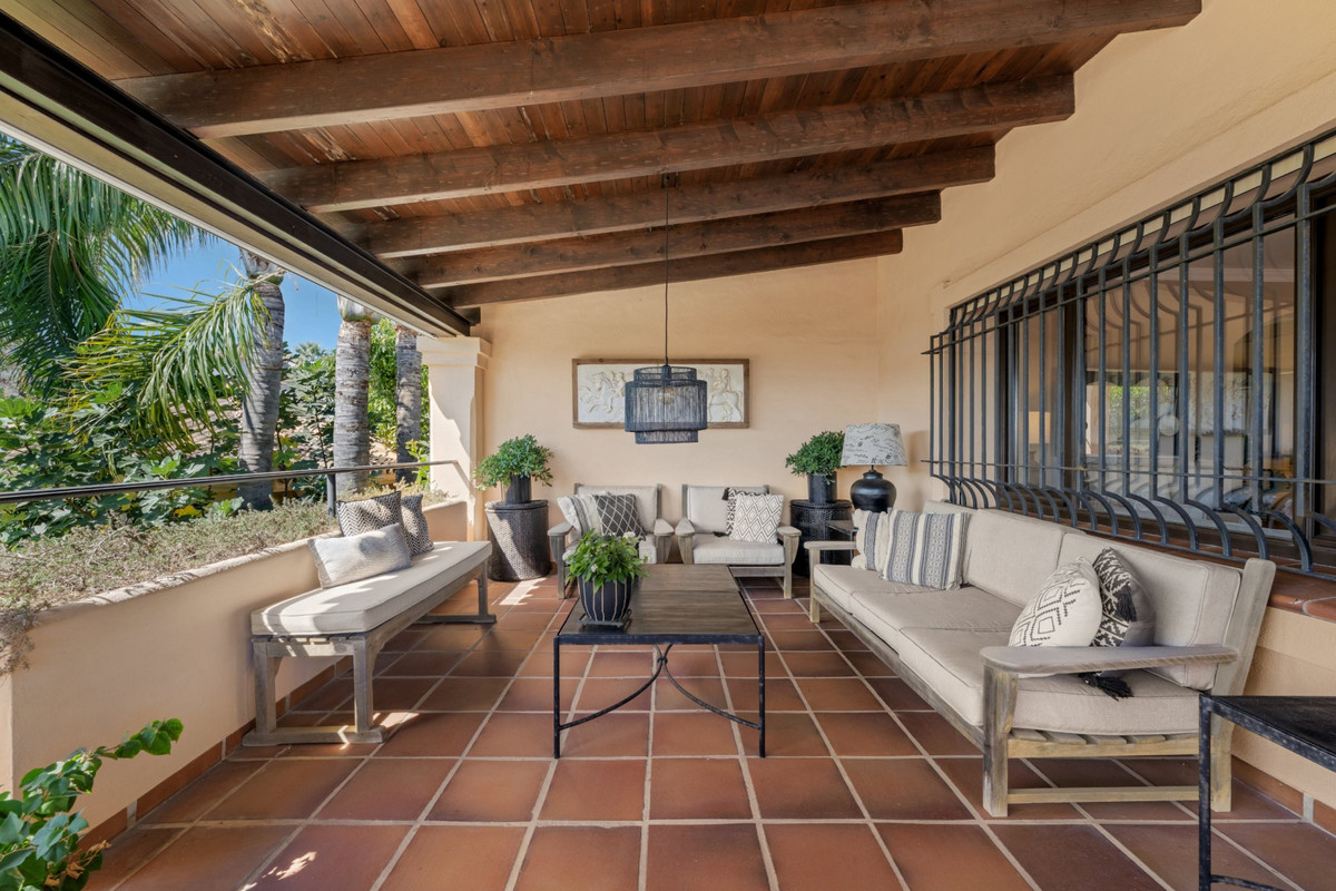 Villa met 6 slaapkamers in Los Monteros, Marbella in Los Monteros - foto 5