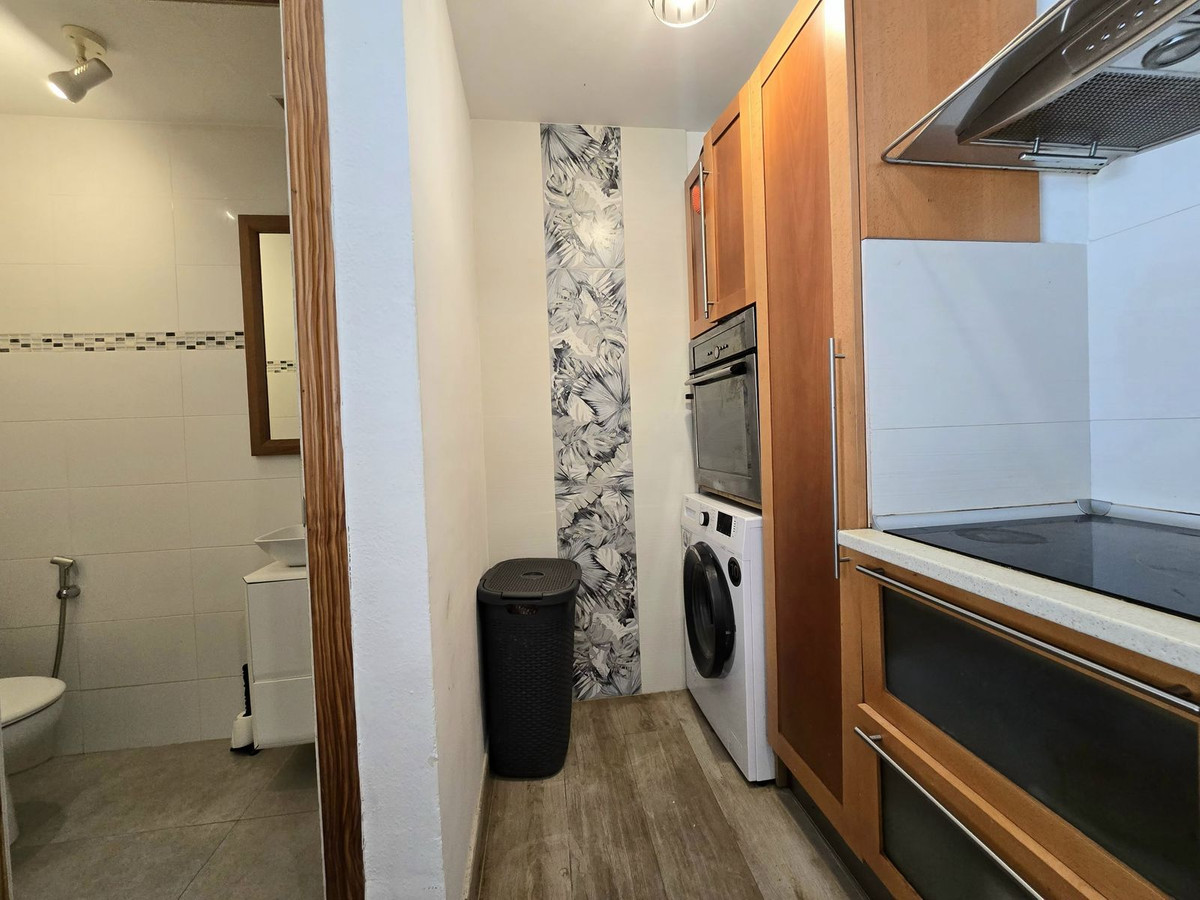 2 bedroom Apartment in Torremolinos in Torremolinos - foto 7