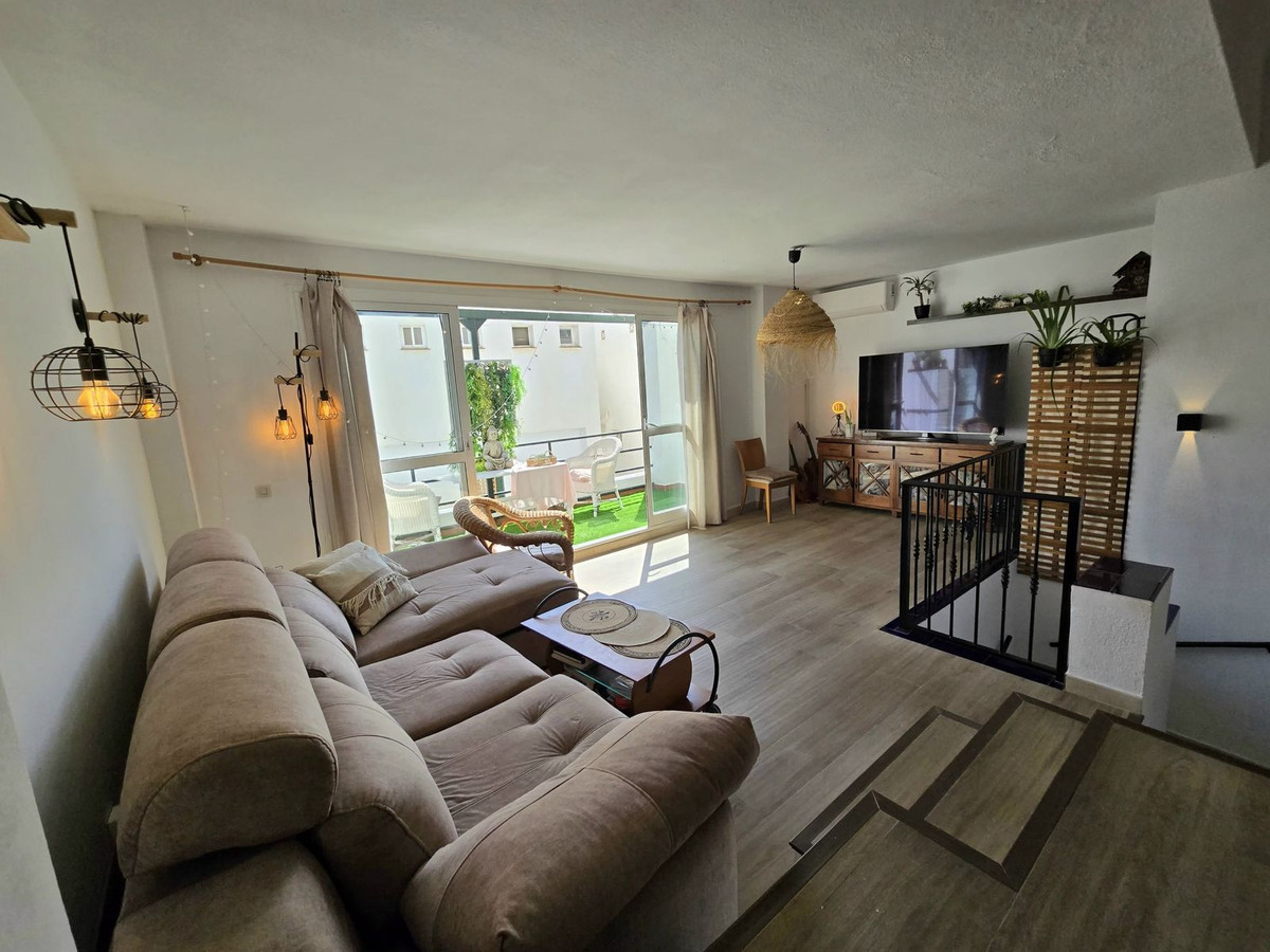 2 bedroom Apartment in Torremolinos in Torremolinos - foto 8