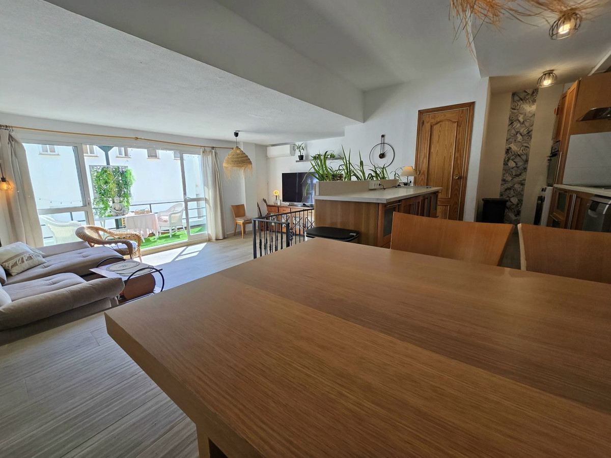 2 bedroom Apartment in Torremolinos in Torremolinos - foto 10