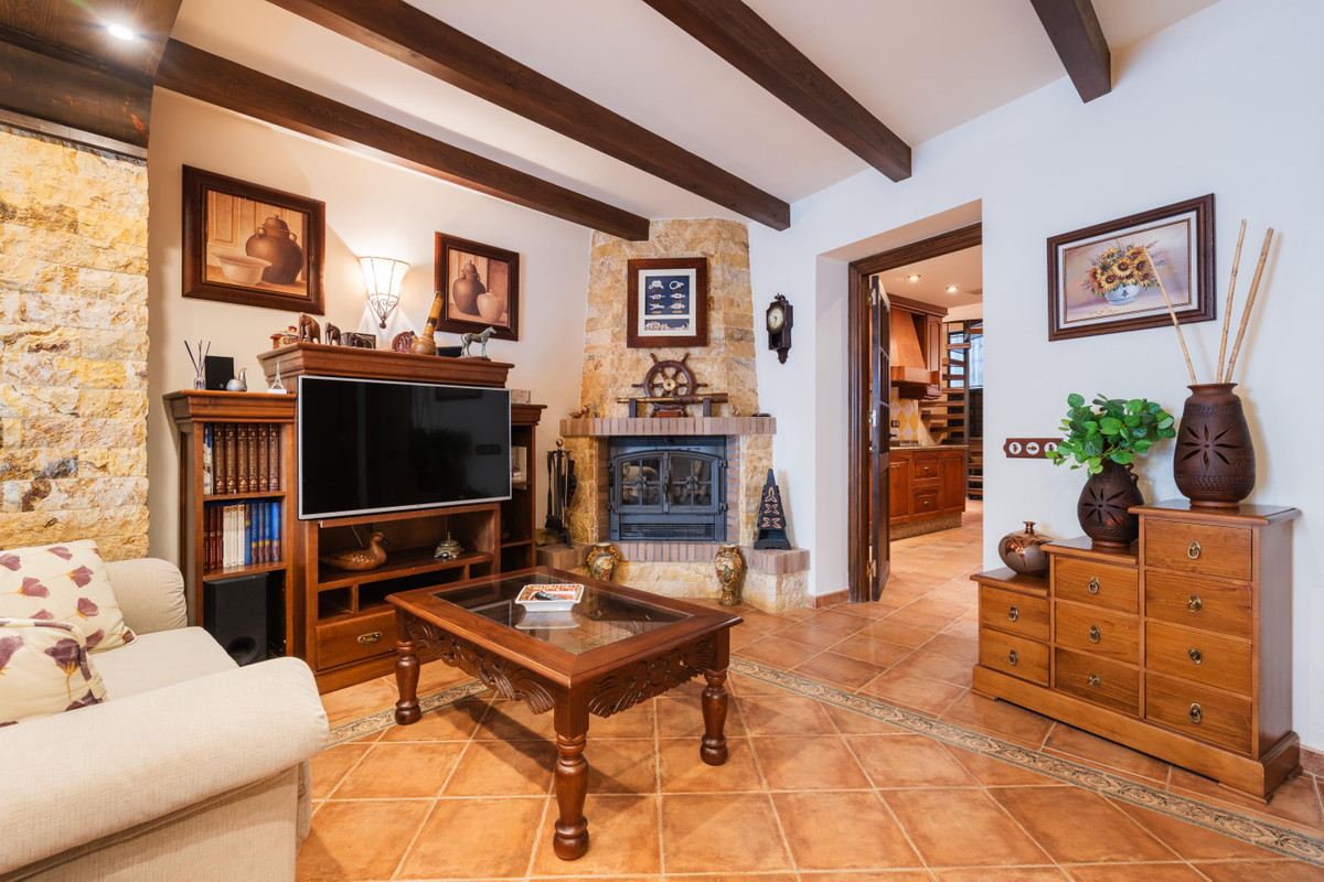 4 bedroom House in Istán in Istán - foto 3